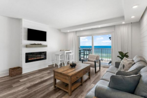 The Summit 808 - Luxury Beach Resort Condo - Beachfront - Incredible Views - BEACH CHAIRS AND SUNSHADE Provided In Condo